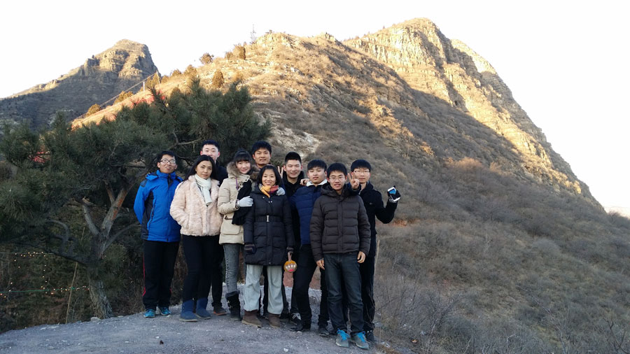 一網(wǎng)天行組織員工開(kāi)展旅游拓展活動(dòng)